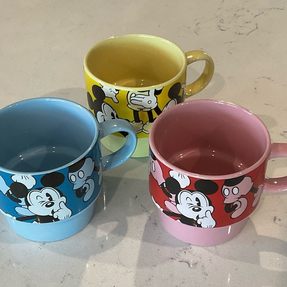 Walt Disney Mickey Mouse Stackable Set of 3 Mugs & 3 Colors Excellent Condition - Picture 3 of 10